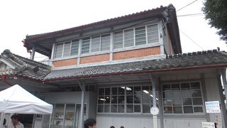 明治５年の開業当時は、フランス人の男性用宿舎だった