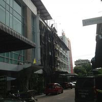 最初はこの外観にびっくりする。アパート？？しかし、中は綺麗。