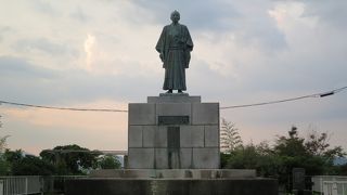 土佐湾も眺められる、休憩スポット