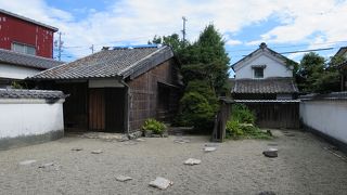 移築前の鈴屋があった場所