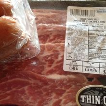 肉もソーセージも4ドル台