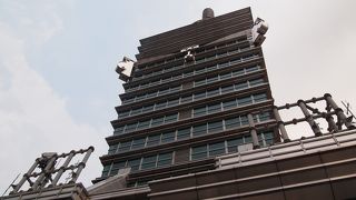 行きも帰りもならびます