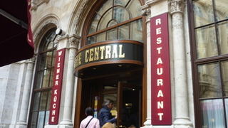 残念なカフェ　ツェントラル