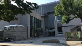 後楽園の前に避暑がてら