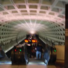 アーカイヴス駅