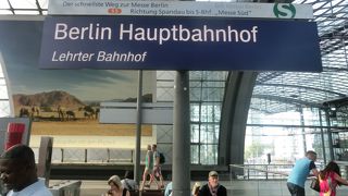 英語の案内、表示が乏しく、使い勝手が悪い