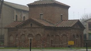 ここのモザイクも素晴らしい