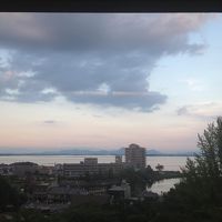 お部屋からは琵琶湖が見えます。
