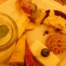 ホテルメイドのケーキ