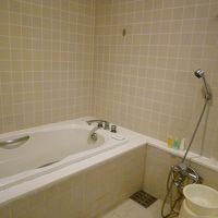 洗い場と浴槽が別のバスルーム