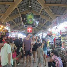 歩き易い通りも有ります