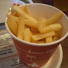 ポテトはまぁ、普通に美味い