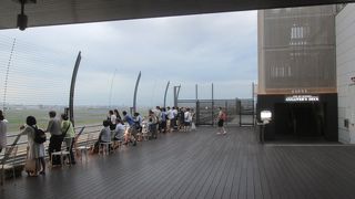 羽田空港国内線第1ターミナル展望デッキ (ガリバーズデッキ)