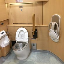 多目的トイレ