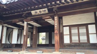 素朴な造りです