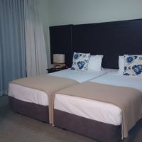 シングルベッド×2 のお部屋です。