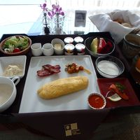 朝食（洋食と和食から選べます。部屋でもレストランでも可）