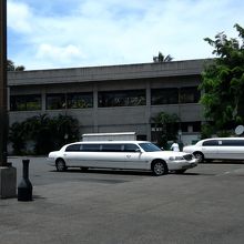 乗り継ぎ移動時に見かけたリムジン