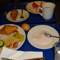 朝食