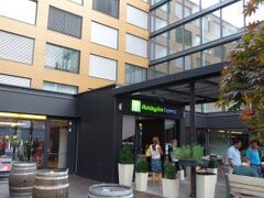 Holiday Inn Express Zürich Airport 写真