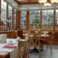 朝食スペース（ガラス張りの屋根になっている）