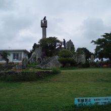 小さい公園ですが人がいっぱい！