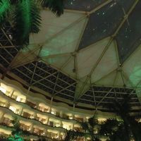 レストラン営業時間中はインド風音楽がループでながれている