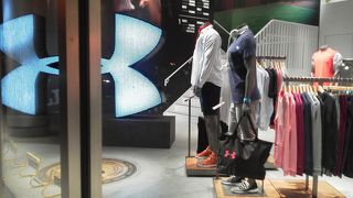 UNDER ARMOUR BRAND HOUSE 札幌大通