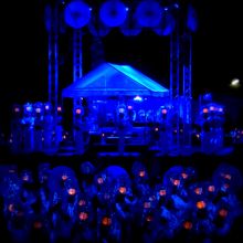 青い光が幻想的な千人灯籠踊り