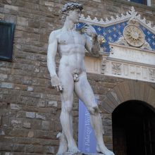 ダヴィデのレプリカ