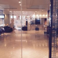 エントランスからロビー