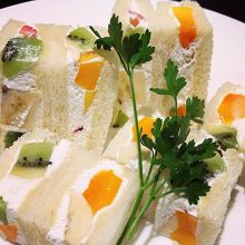 フルーツサンド