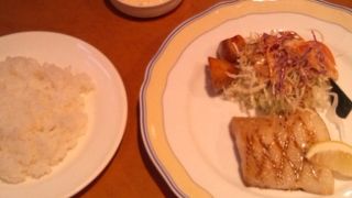 落ち着いたレストラン