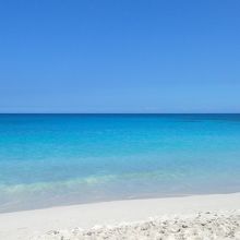 右から左へ海岸線の景色です