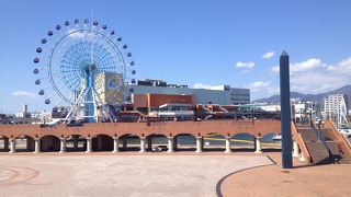 海に面した外観が◎