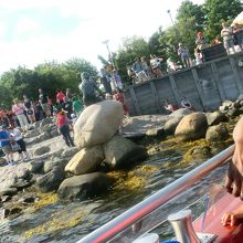 ニンギョちゃんの後ろ姿もいいぞ