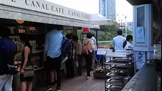 パリのカフェみたい素敵です