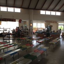 ひっそりとしていました