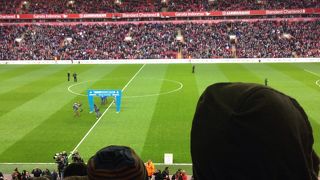 ディス イズ アンフィールド