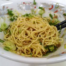 汁なし坦々麺