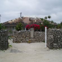 演歌歌手氷川きよし氏が安里屋ユンタ唄ってます 