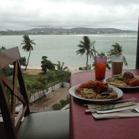 朝食付きなのが嬉しい