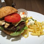 イタリア料理店のバーガー