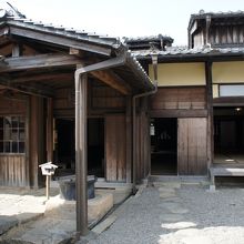 中庭から眺めた松阪商人の館