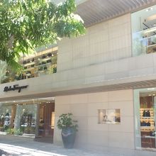 ロイヤル ハワイアン センター