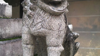 笑う狛犬とおいしい水