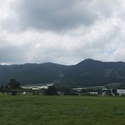 冬にはスキー場にもなる山です。