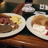 パラダイス ビュッフェ & カフェ