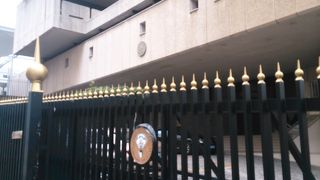 丹下先生設計の大使館です