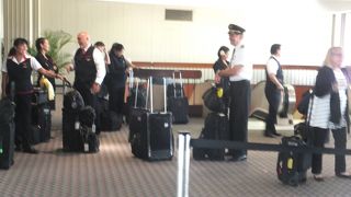 「ハワイに着いた～」という言葉が思わず口をつく空港です（笑）